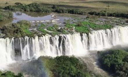 Salto do Rio Caveiras