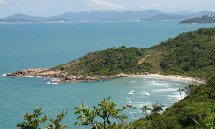 Praia dos Ilhéus e Praia do Cipó