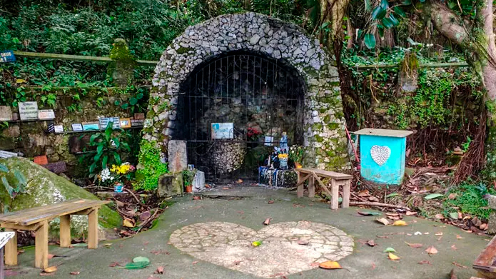 Gruta Nossa Senhora de Lourdes