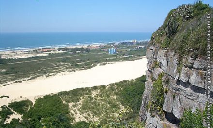 Praia Morro dos Conventos