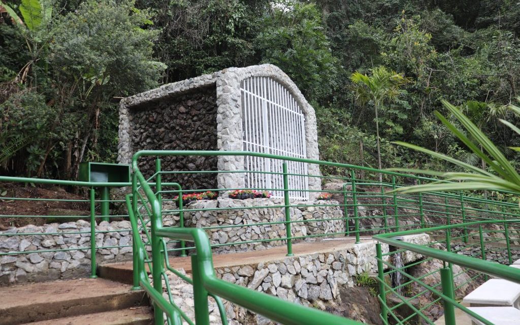 Gruta Nossa Senhora de Guadalupe